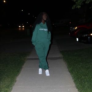 Meet your Posher, Emma